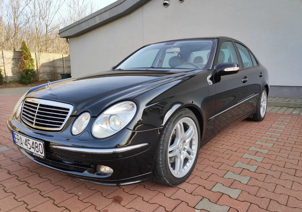 Mercedes-Benz Klasa E cena 58900 przebieg: 152374, rok produkcji 2006 z Radomsko małe 352